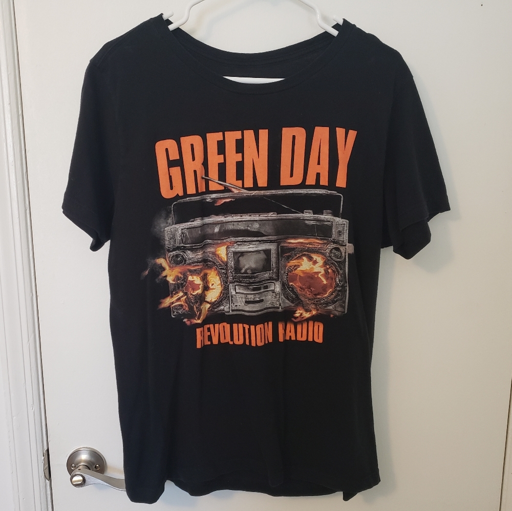 Green Day "Revolution Radio" T-Shirt